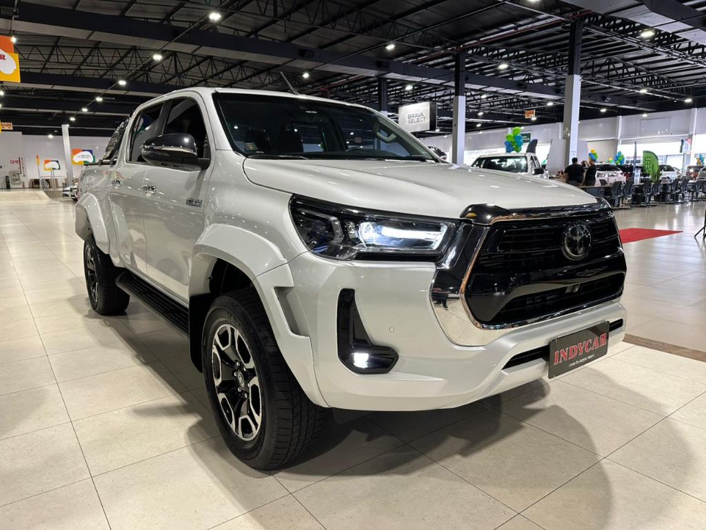 Hilux CD SRX Plus 4x4 2.8 TDI Die. Aut. — foto 3
