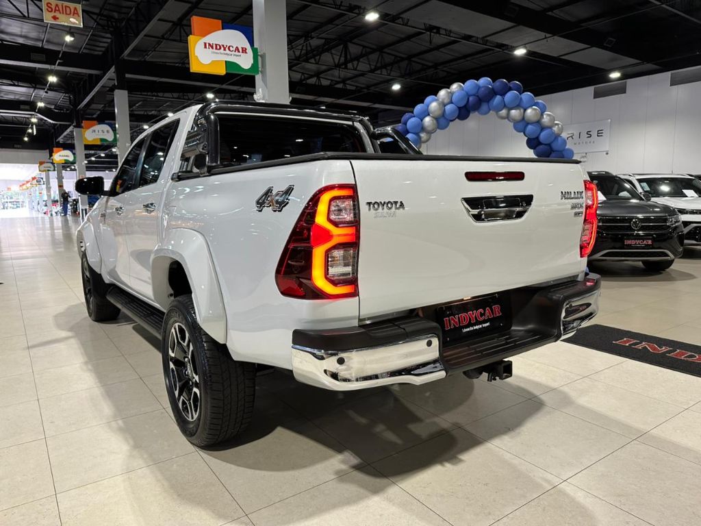 Hilux CD SRX Plus 4x4 2.8 TDI Die. Aut. — foto 4