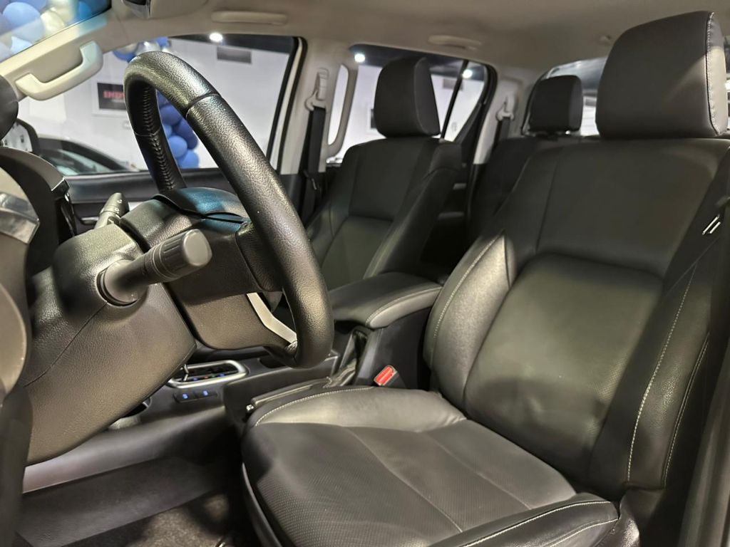 Hilux CD SRX Plus 4x4 2.8 TDI Die. Aut. — foto 19