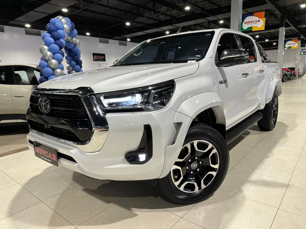 Hilux CD SRX Plus 4x4 2.8 TDI Die. Aut. — foto 1