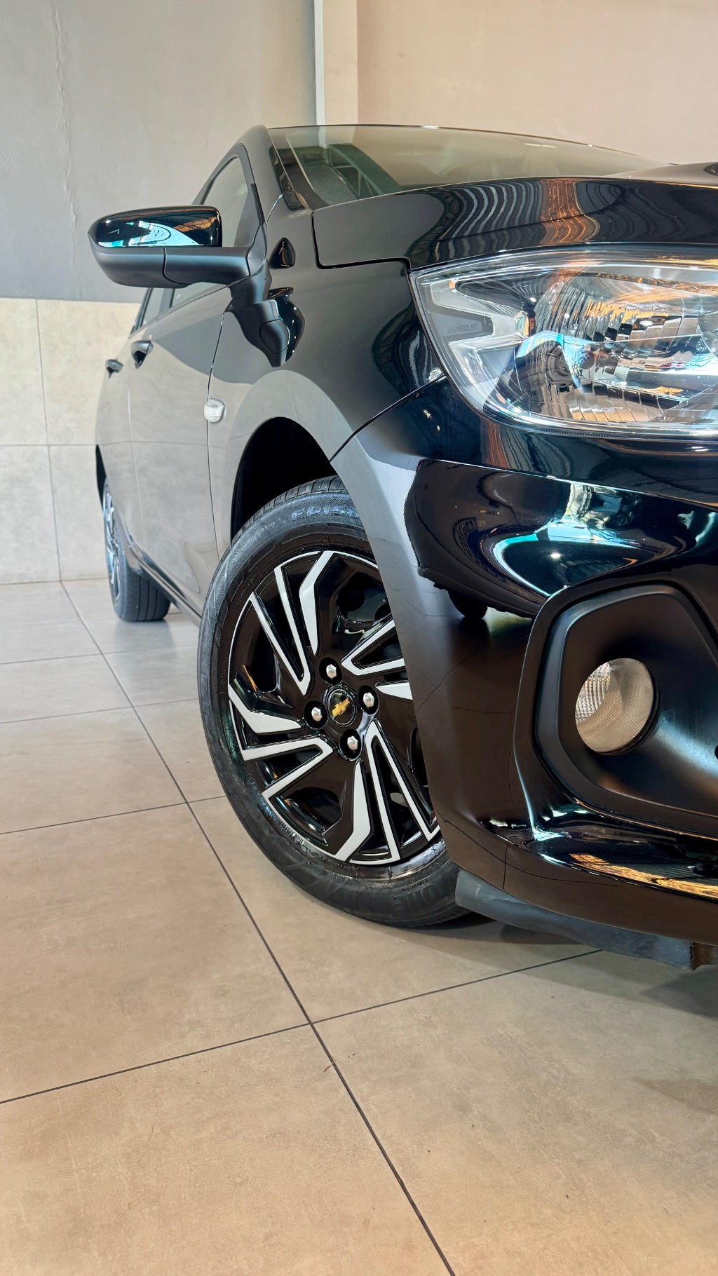 ONIX HATCH LT 1.0 12V Flex 5p Mec. — foto 4