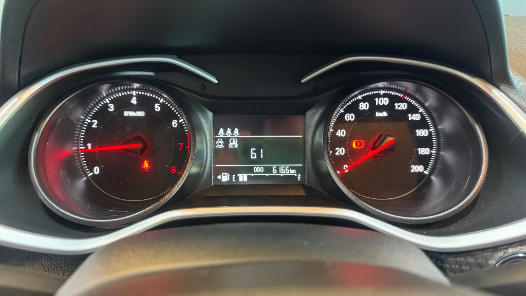 ONIX HATCH LT 1.0 12V Flex 5p Mec. — foto 5