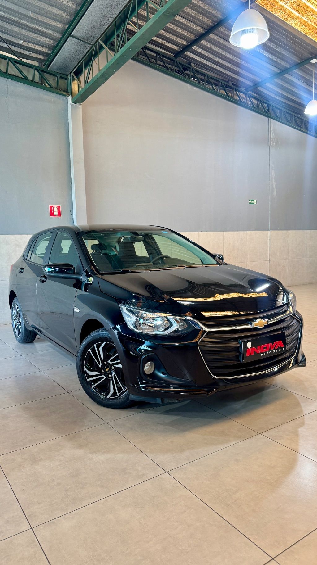 ONIX HATCH LT 1.0 12V Flex 5p Mec. — foto 3