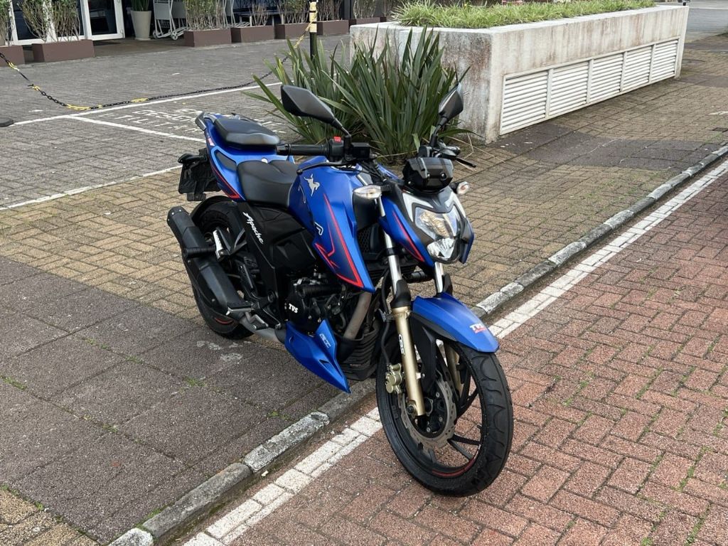 APACHE RTR 200cc — foto 4