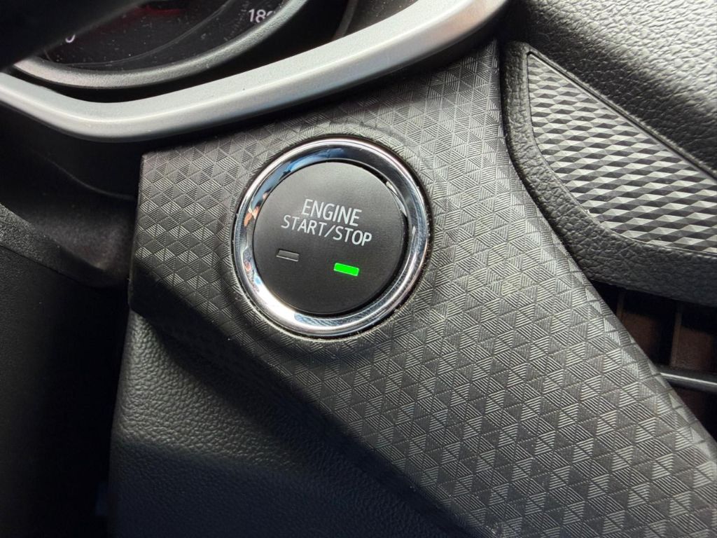 (LOJA 02) ONIX HATCH LT 1.0 12V Flex 5p Mec. — foto 8