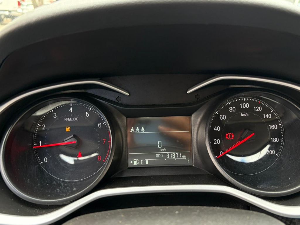 (LOJA 02) ONIX HATCH LT 1.0 12V Flex 5p Mec. — foto 6
