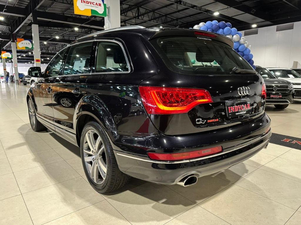 Q7 3.0 V6 TFSI  Quat.Tip.5p/ Perf.(Híb.) — foto 4
