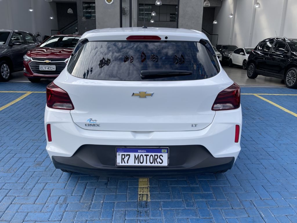 ONIX HATCH LT 1.0 12V Flex 5p Mec. — foto 9