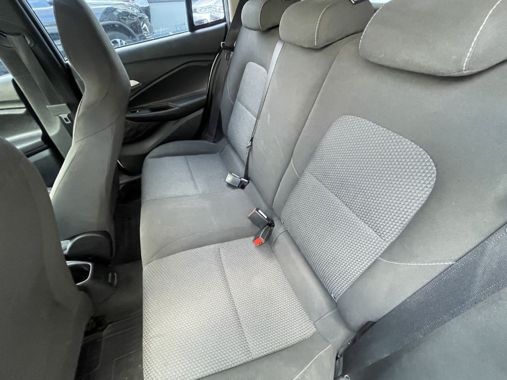 ONIX HATCH LT 1.0 12V Flex 5p Mec. — foto 8