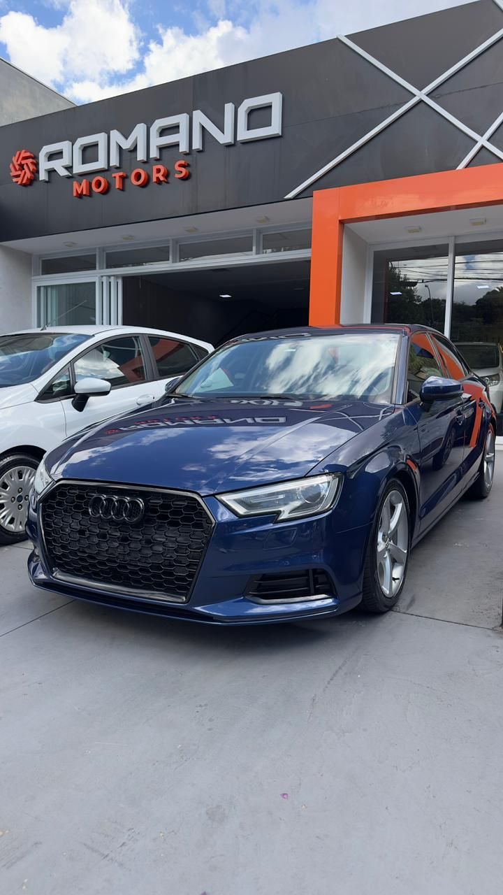 AUDI A3 TFSI — foto 1