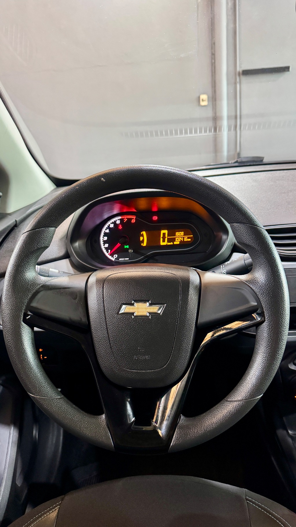 ONIX HATCH 1.0 12V Flex 5p Mec. — foto 4