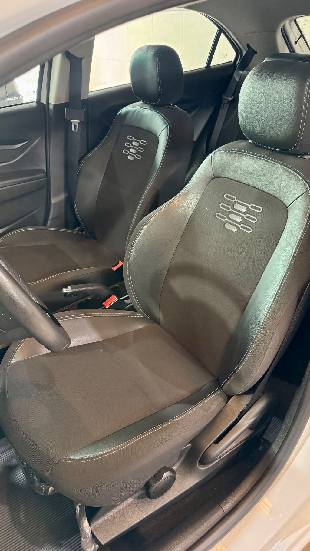 ONIX HATCH 1.0 12V Flex 5p Mec. — foto 5