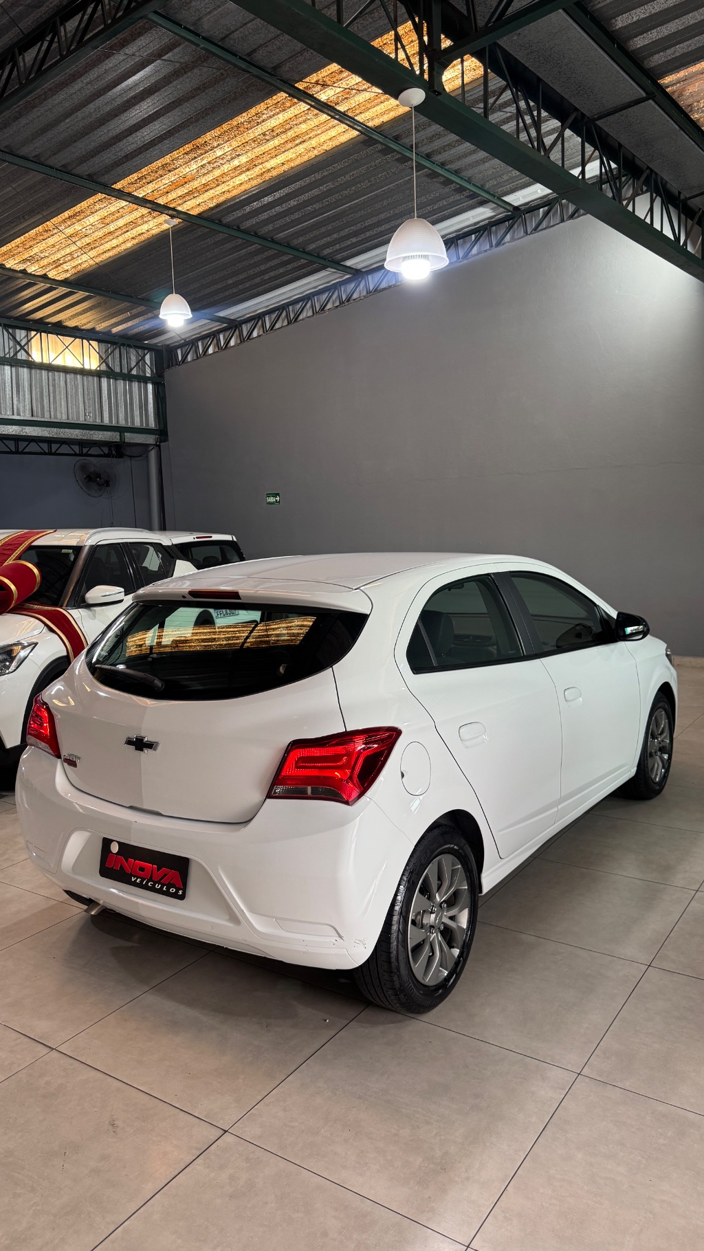 ONIX HATCH 1.0 12V Flex 5p Mec. — foto 9