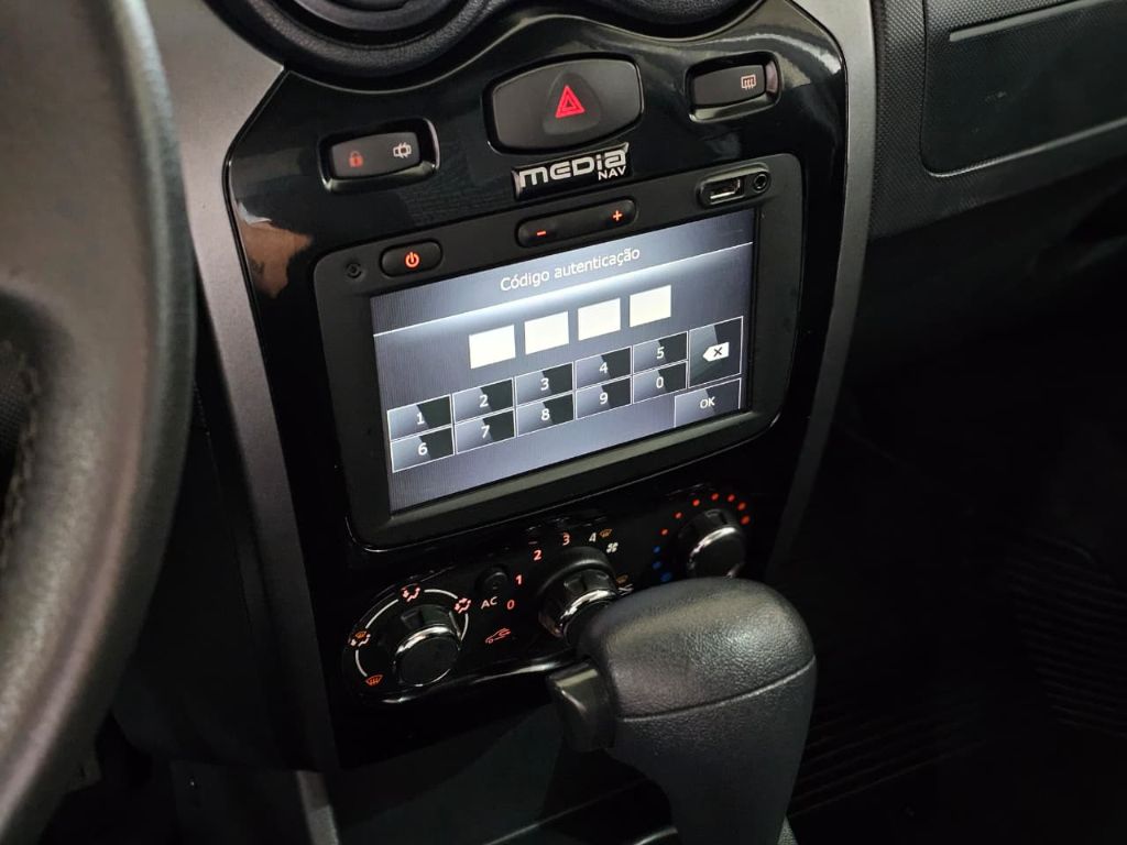 SANDERO Privilège Hi-Flex 1.6 16V 5p Aut — foto 9