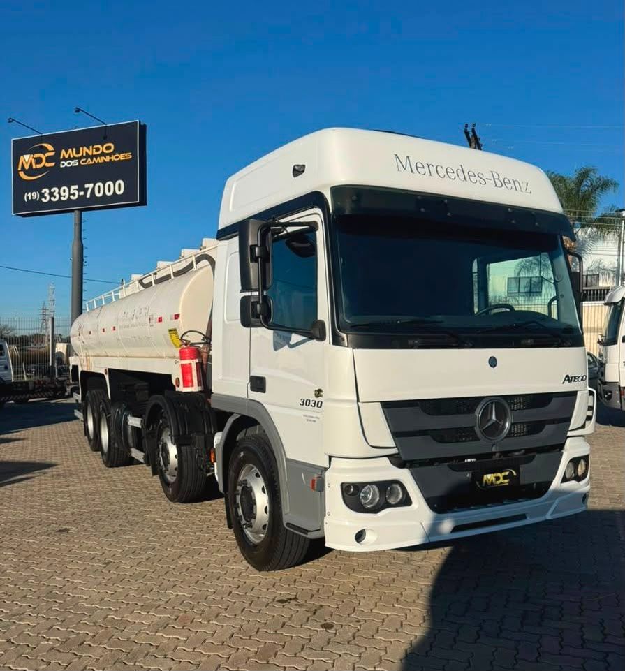 Atego 3030 CE 8x2 TANQUE  — foto 3