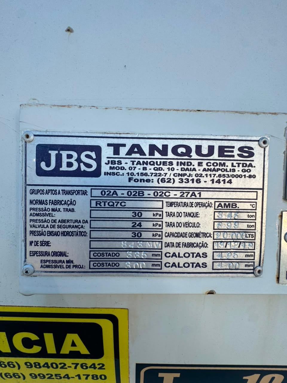 Atego 3030 CE 8x2 TANQUE  — foto 7