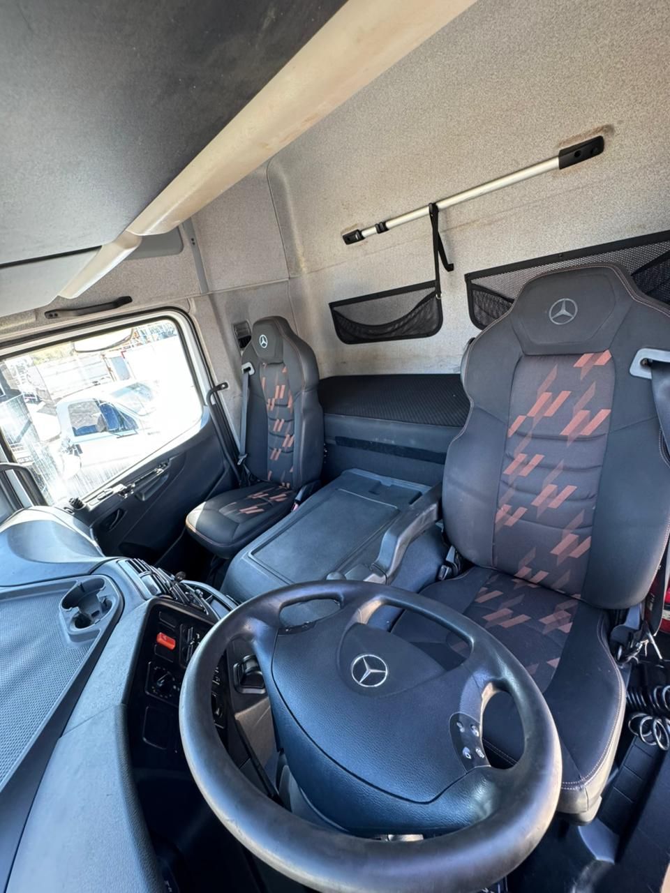 MB ATEGO 3030 TETO ALTO - TANQUE DE COMBUSTÍVEL — foto 8