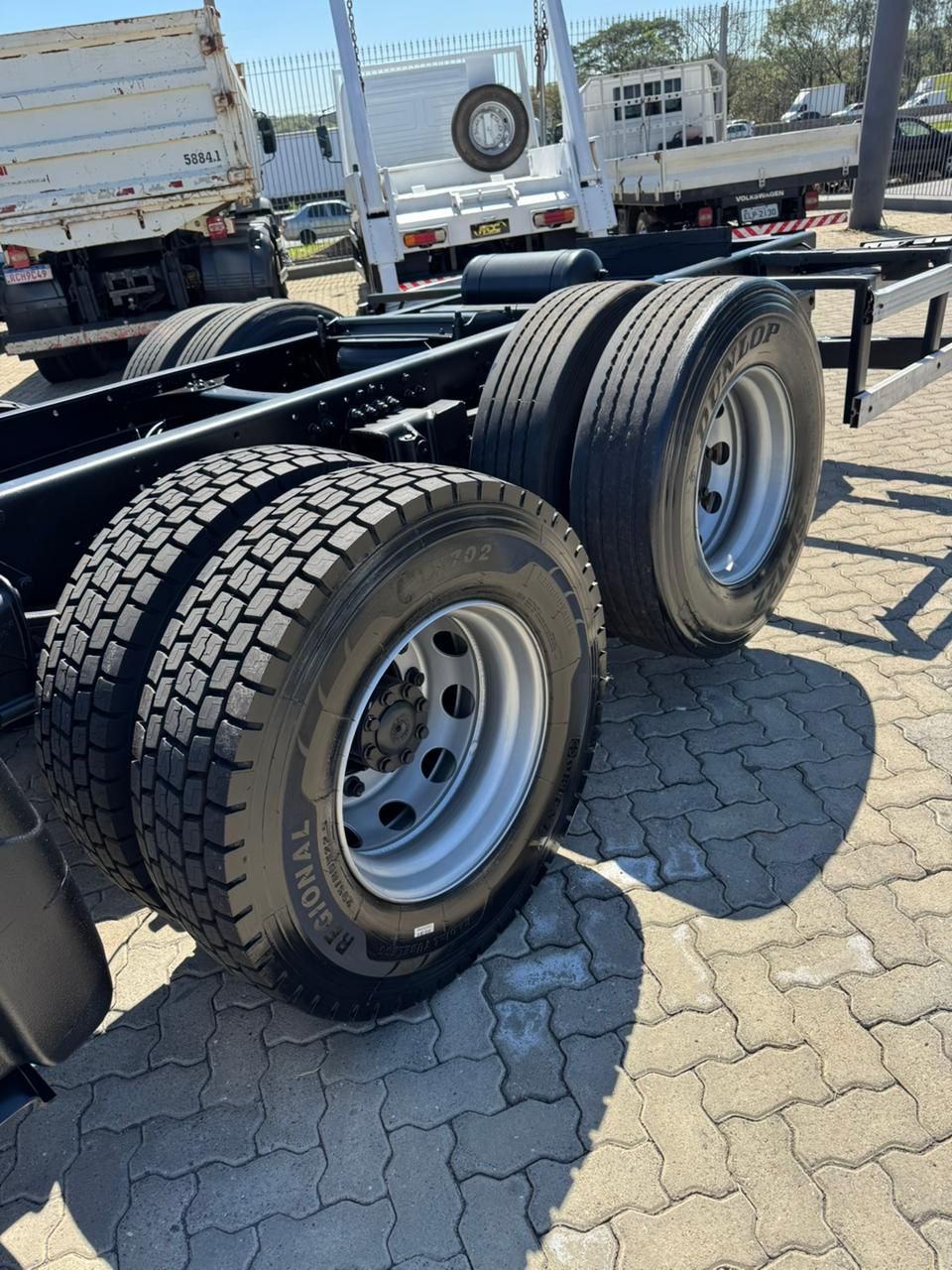 MB ATEGO 3030 TETO ALTO - TANQUE DE COMBUSTÍVEL — foto 7