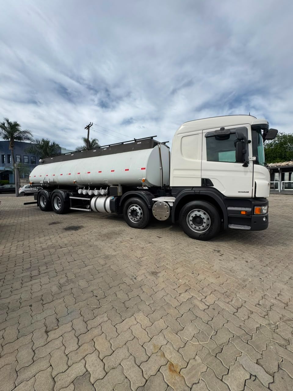 SCANIA P 310 - TANQUE COMBUSTÍVEL  — foto 4