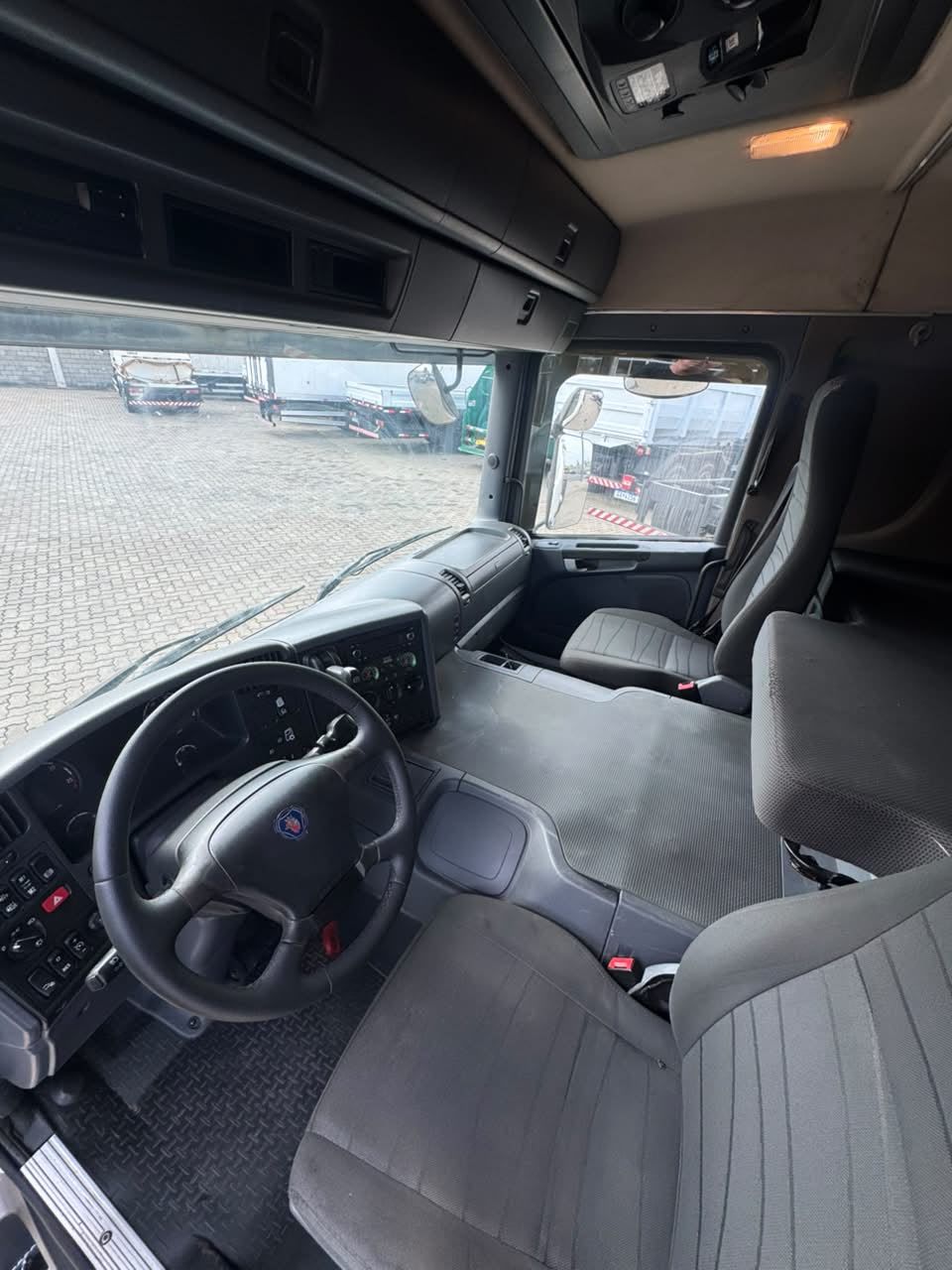 SCANIA P 310 - TANQUE COMBUSTÍVEL  — foto 6