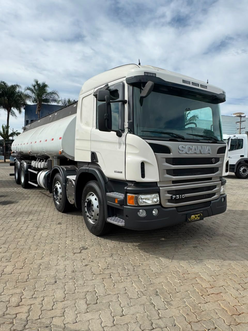 SCANIA P 310 - TANQUE COMBUSTÍVEL  — foto 3