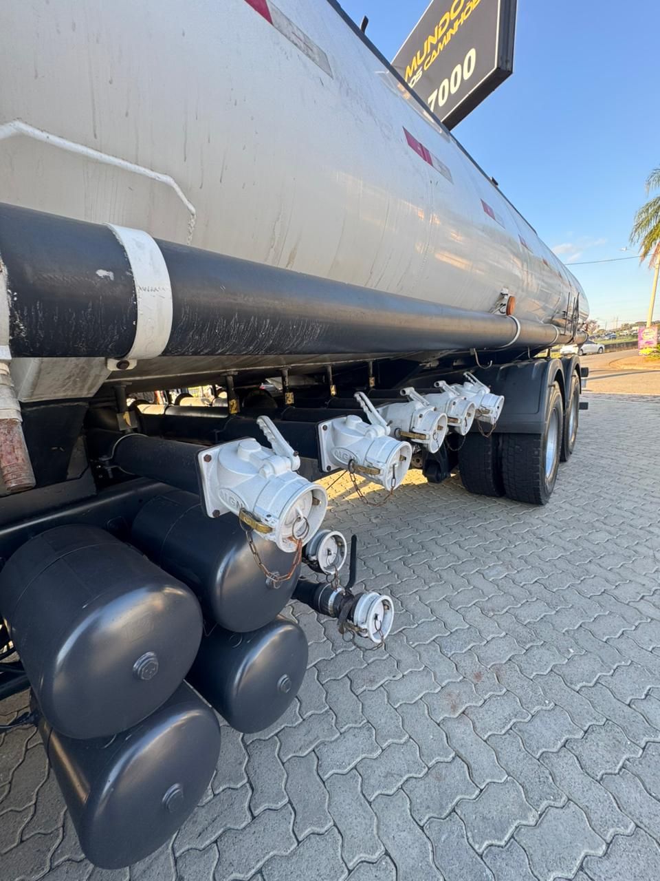 P-310 B 8x2 (diesel) (E5) — foto 6