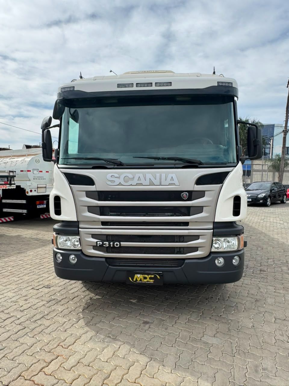 SCANIA P 310 - TANQUE COMBUSTÍVEL  — foto 2