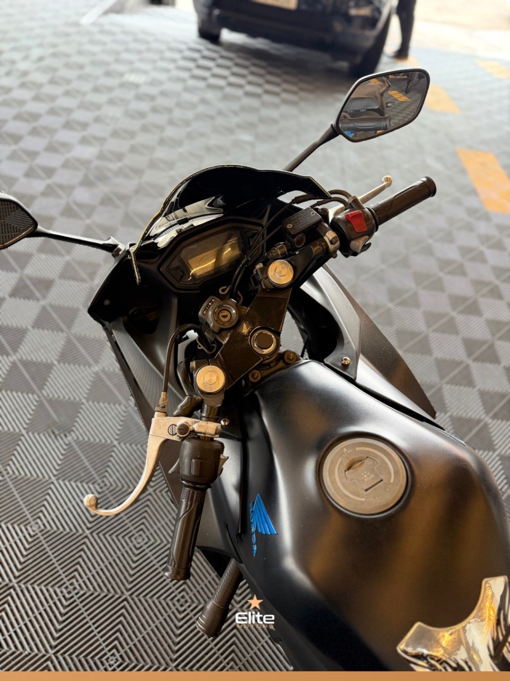 CBR 500R — foto 2