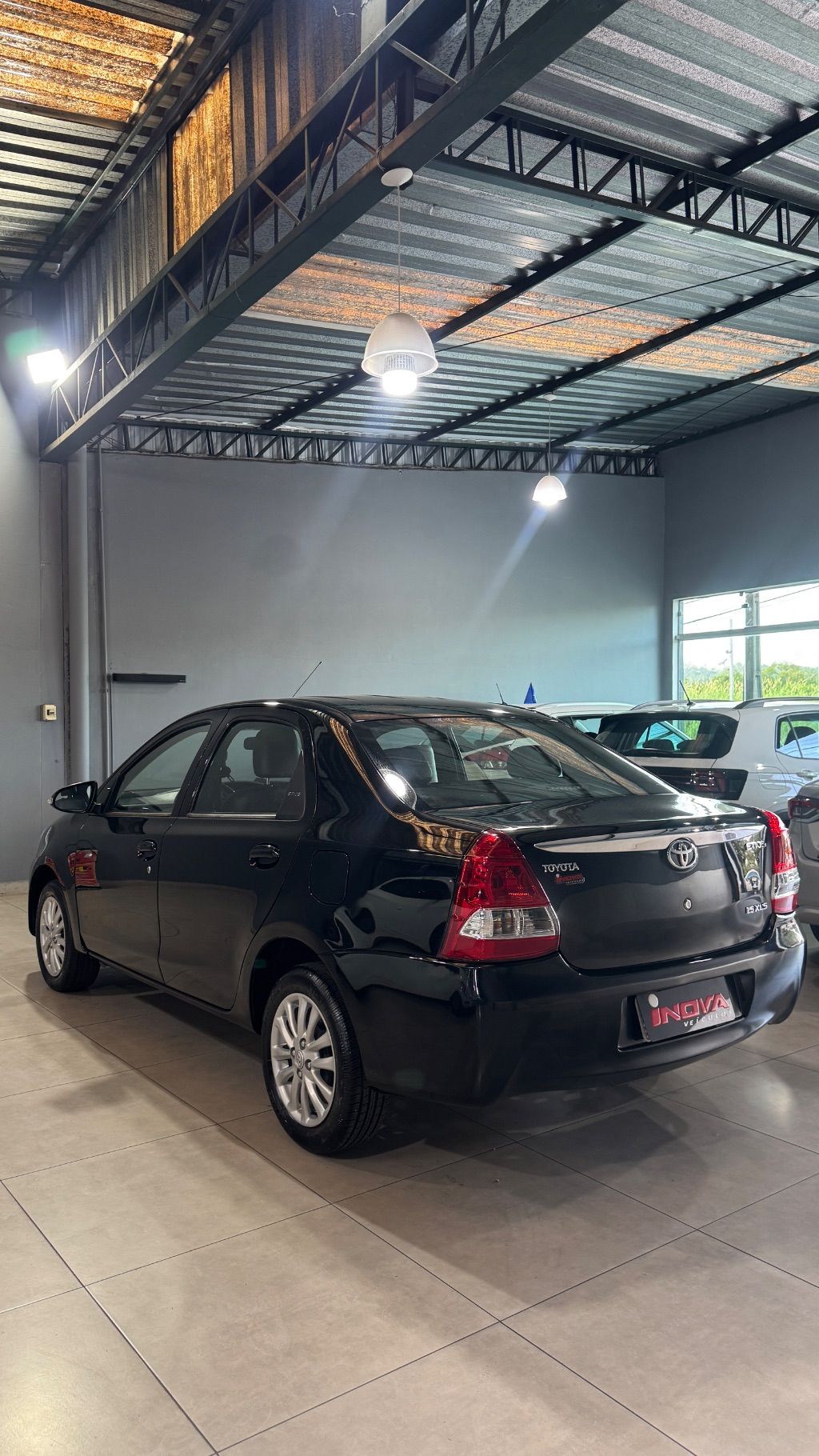 ETIOS XLS Sedan 1.5 Flex 16V 4p Mec. — foto 13