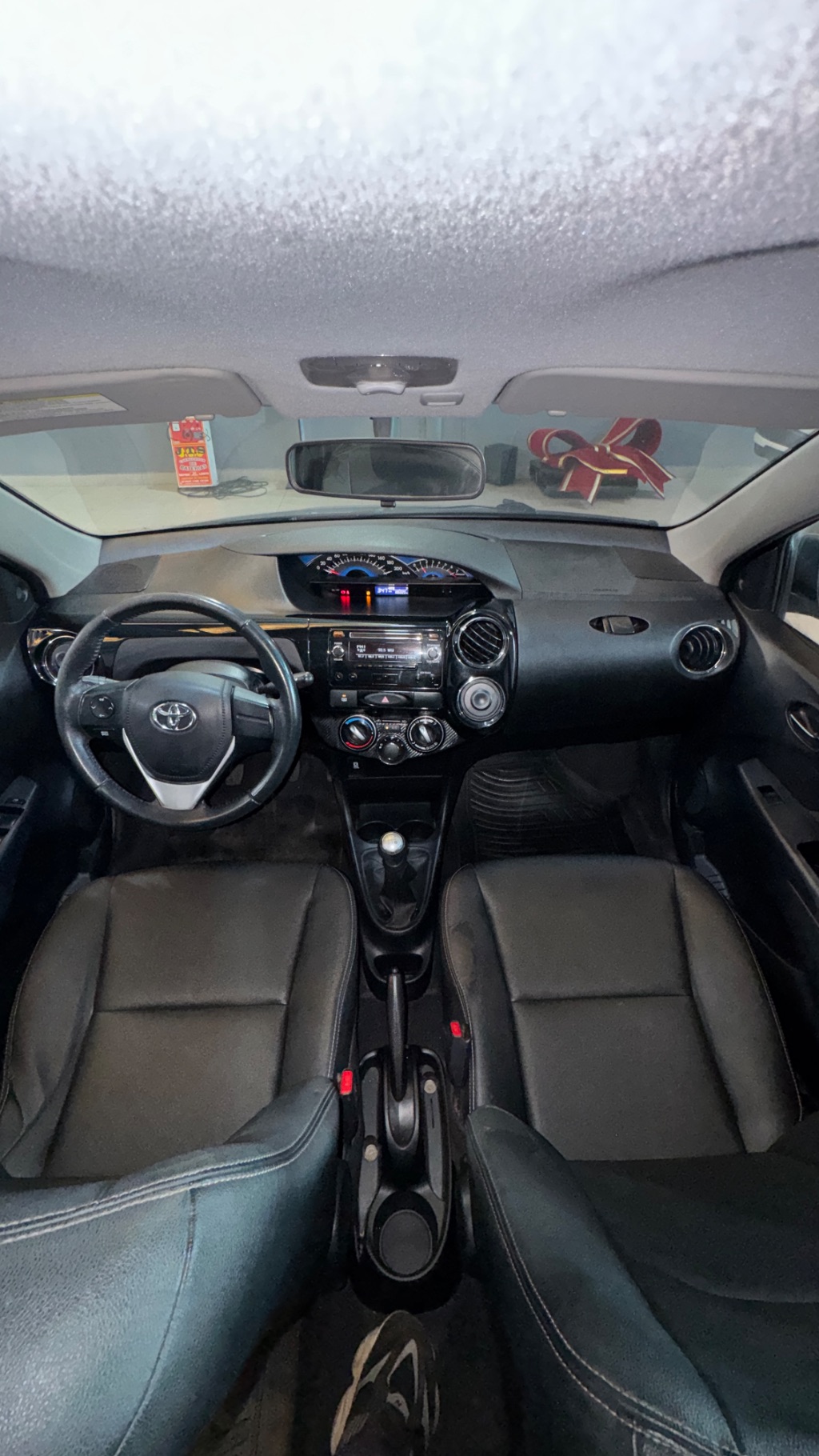 ETIOS XLS Sedan 1.5 Flex 16V 4p Mec. — foto 4