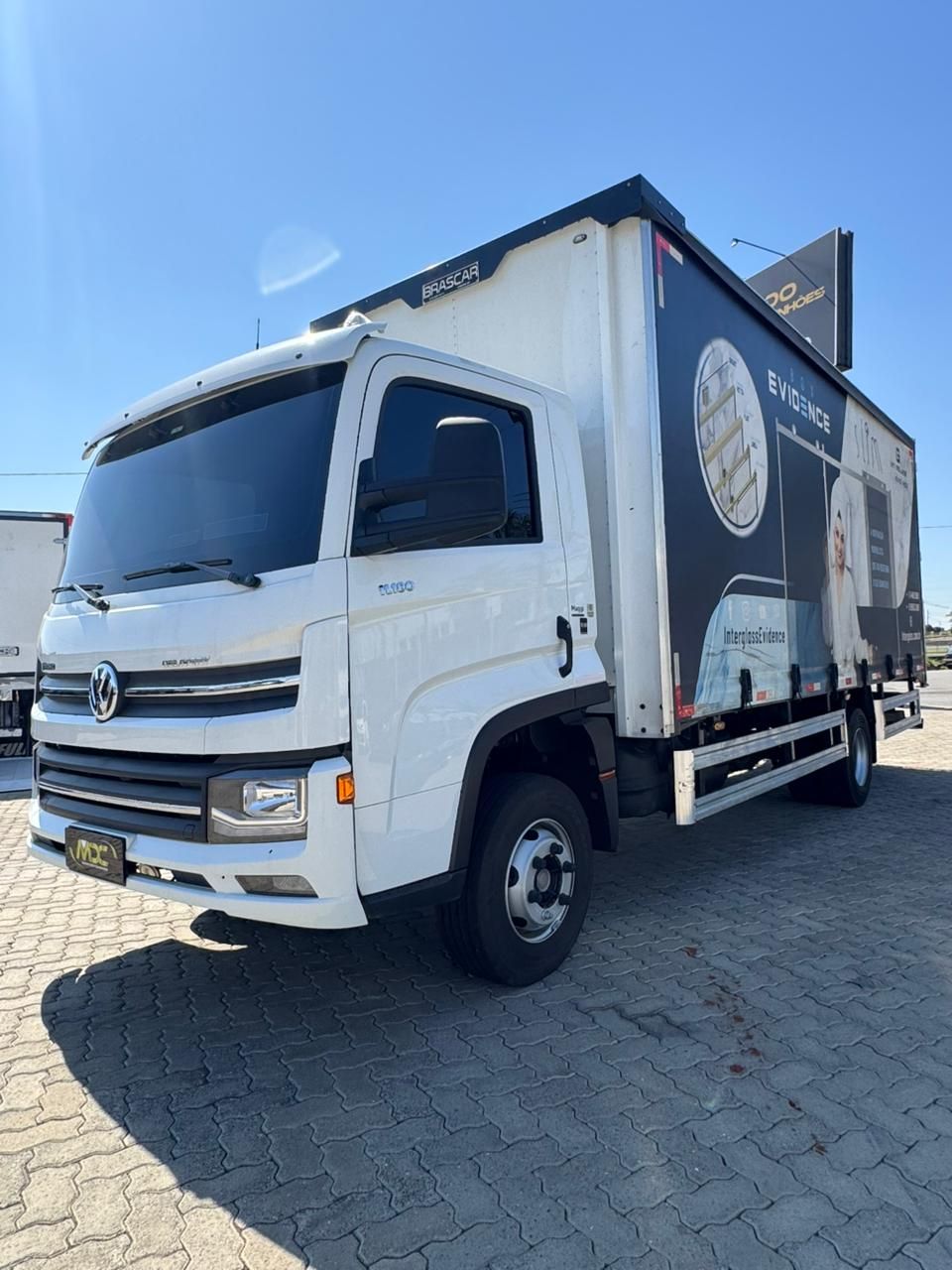 11-180 Delivery 4x2 2p (diesel)(E6) — foto 3