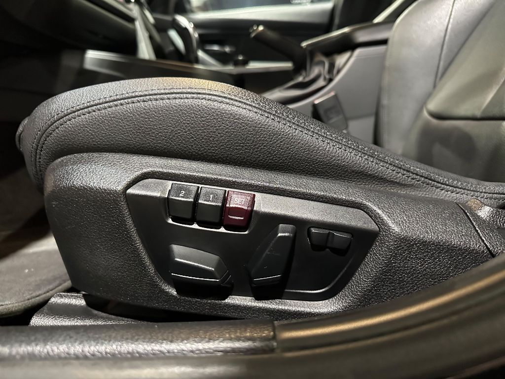 320iA 2.0 Turbo/ActiveFlex 16V/GP  4p — foto 18