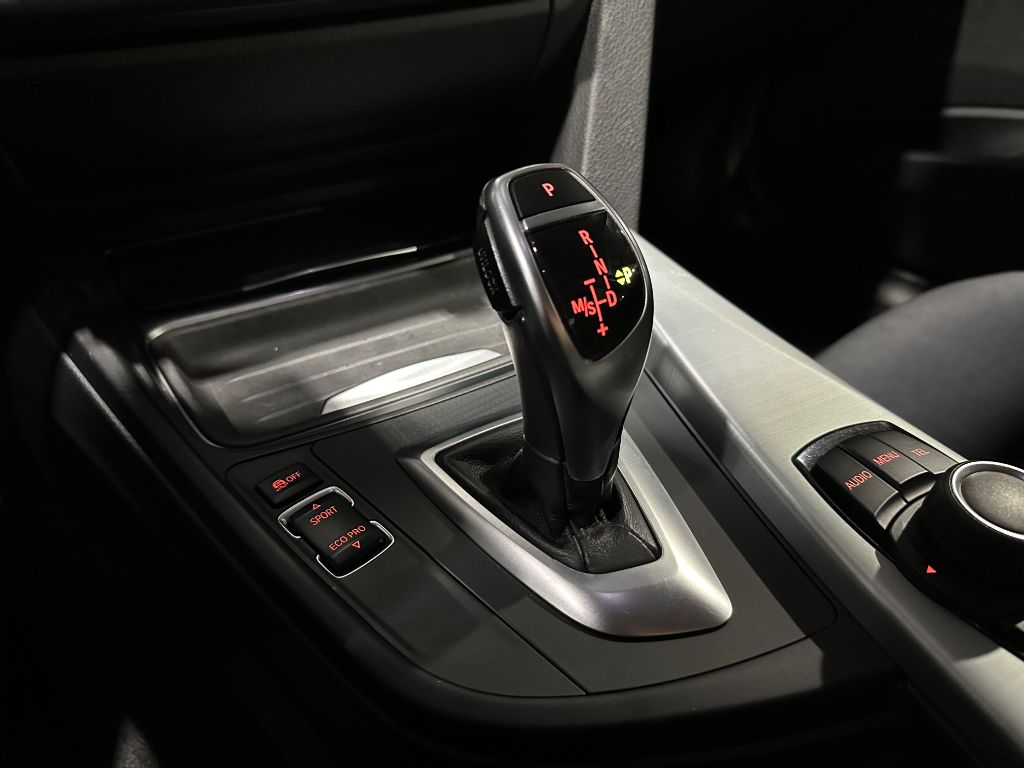 320iA 2.0 Turbo/ActiveFlex 16V/GP  4p — foto 13