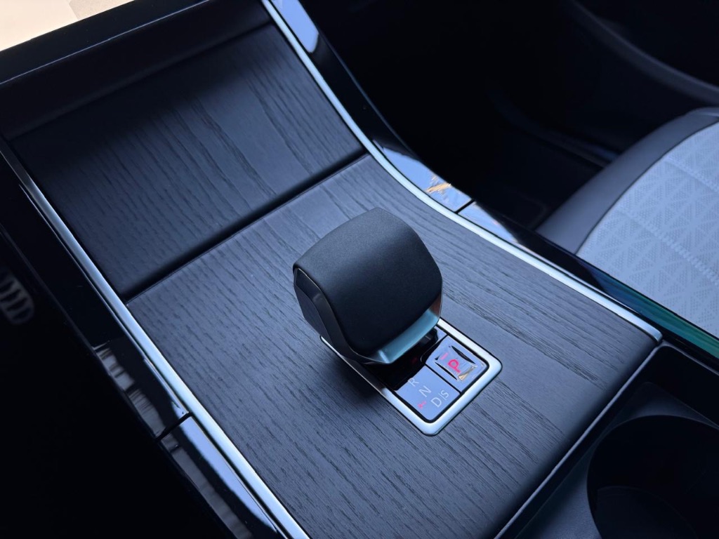 Range R.EVOQUE Autob. 2.0 P250 Flex Aut — foto 16