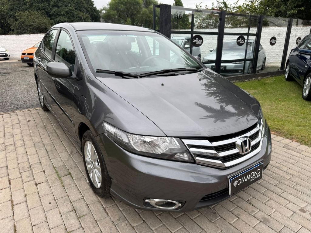 CITY Sedan LX 1.5 Flex 16V 4p Aut.
