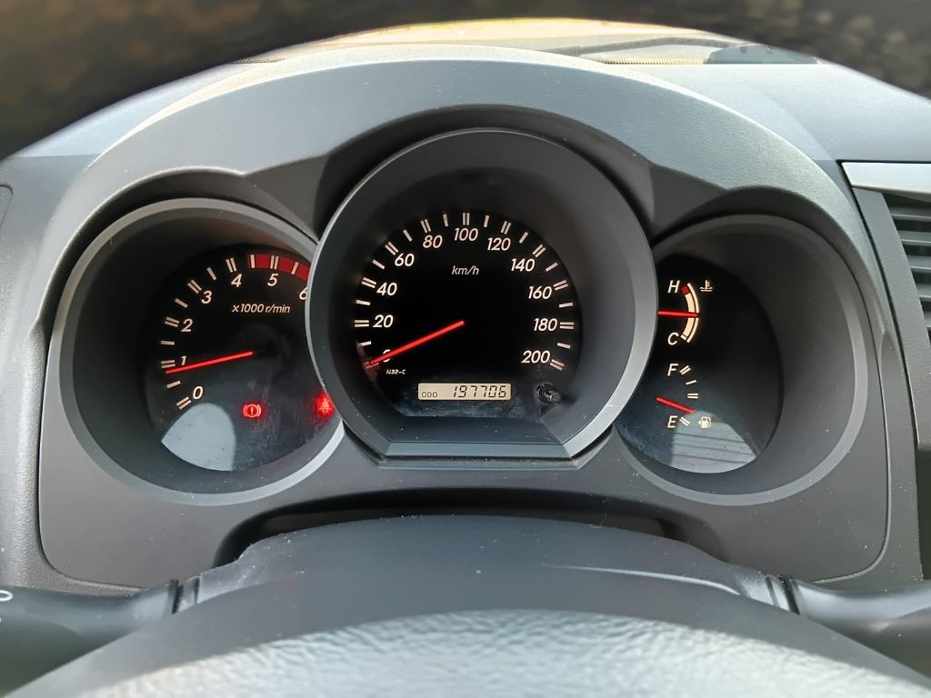 Hilux CD SRV D4-D 4x4 3.0 TDI Diesel Aut — foto 7