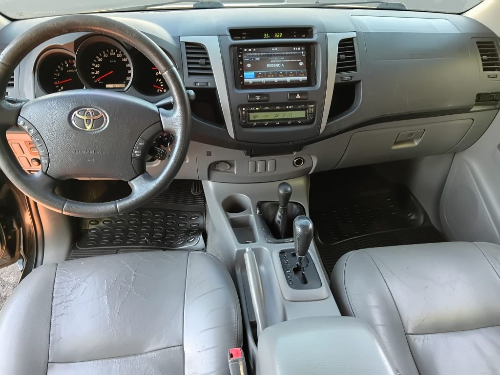 Hilux CD SRV D4-D 4x4 3.0 TDI Diesel Aut — foto 10