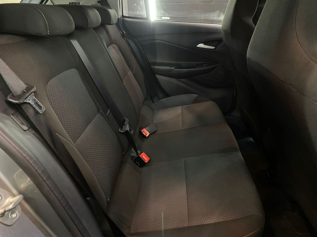 ONIX HATCH LT 1.0 12V Flex 5p Mec. — foto 17