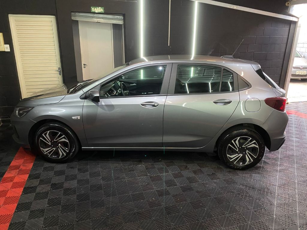 ONIX HATCH LT 1.0 12V Flex 5p Mec. — foto 8