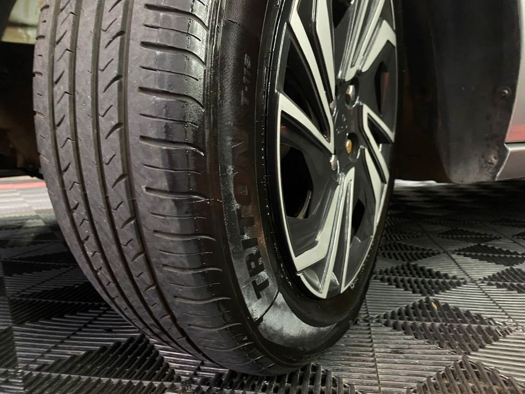 ONIX HATCH LT 1.0 12V Flex 5p Mec. — foto 9