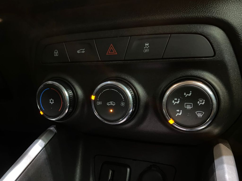 ONIX HATCH LT 1.0 12V Flex 5p Mec. — foto 15