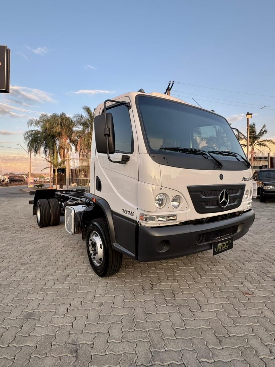Accelo 1016 2p (diesel) (E5) — foto 3