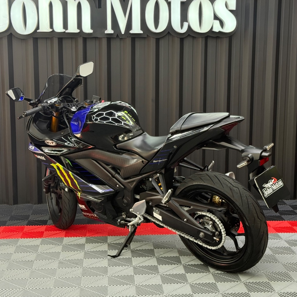 YZF R3 MONSTER — foto 11