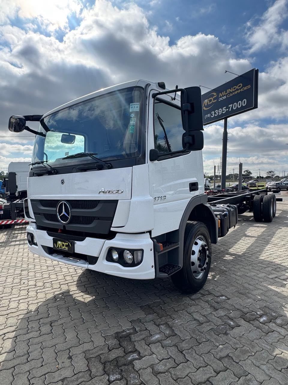 Atego 1719 6x2 2p  — foto 1