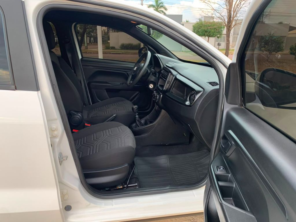 Strada Freedom 1.3 Flex 8V CD — foto 13