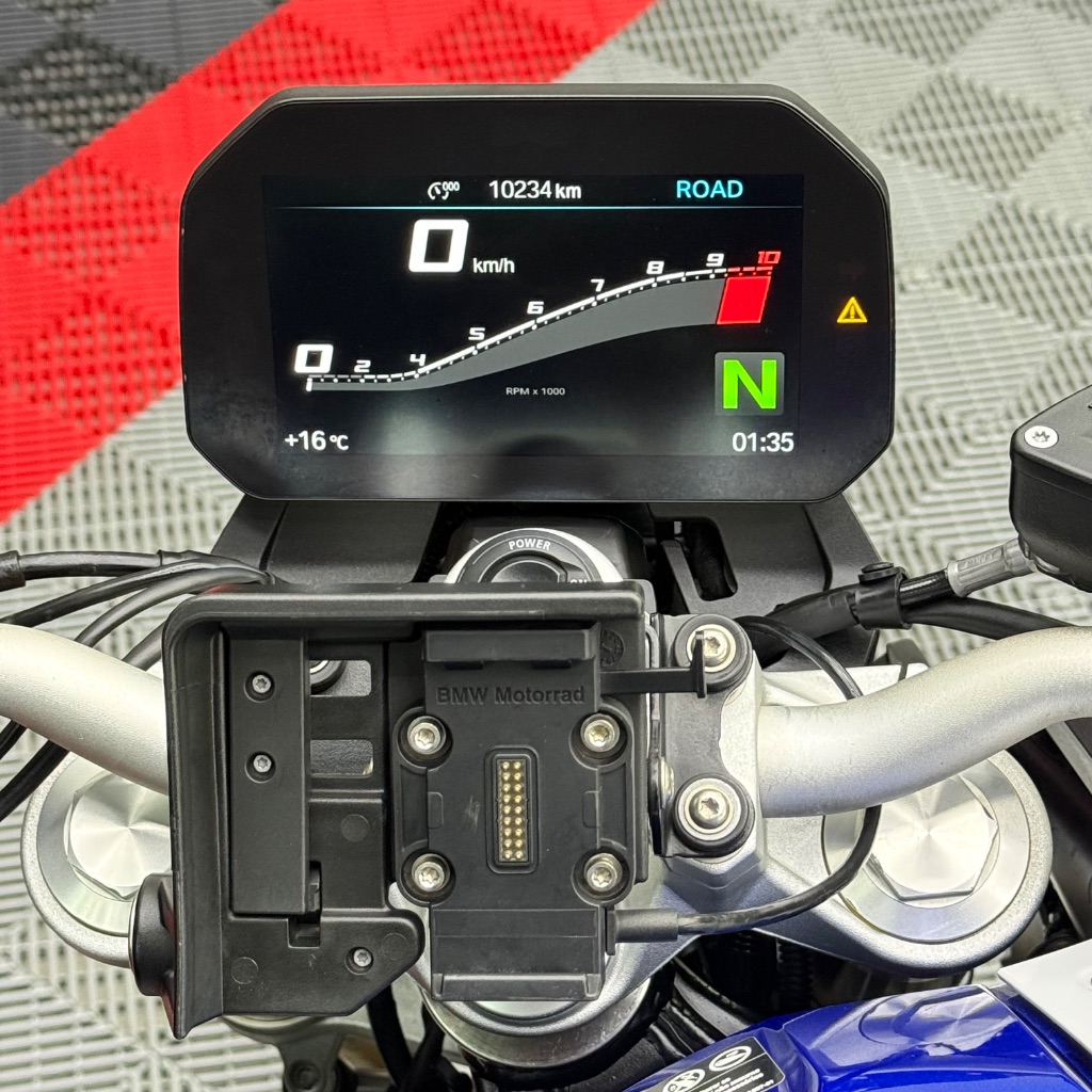 F 900 R Sport Plus — foto 6