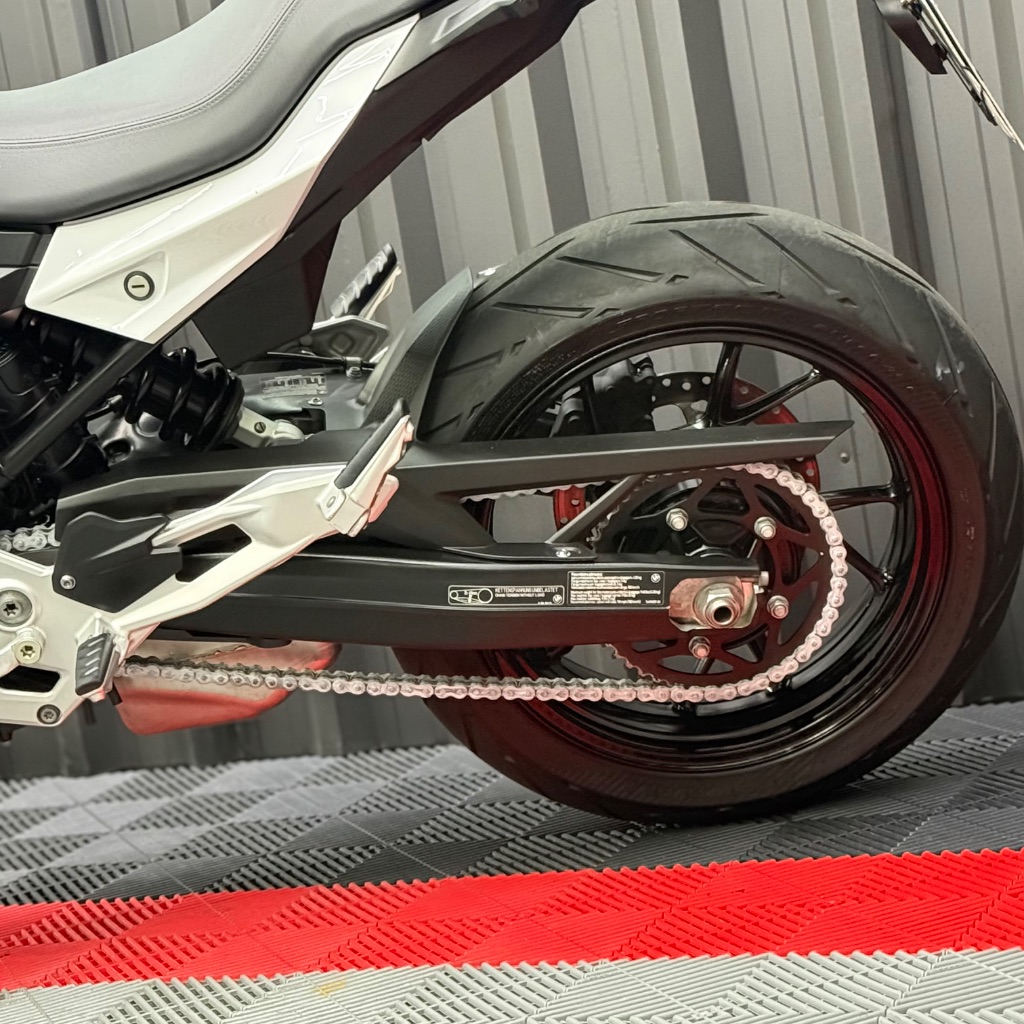 F 900 R Sport Plus — foto 8