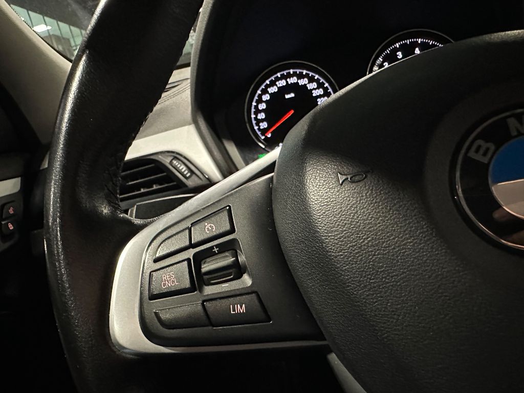 X2 SDRIVE 18i 1.5 ActiveFlex 136cv Aut. — foto 11