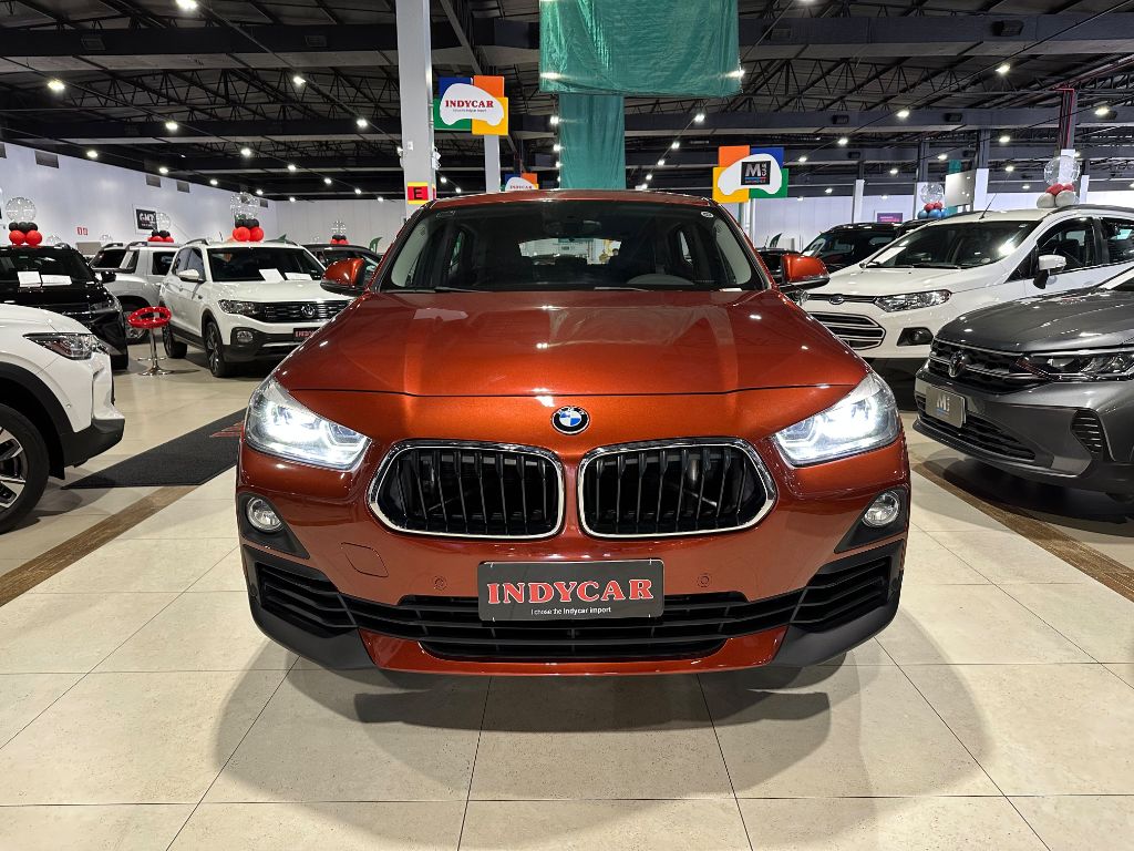 X2 SDRIVE 18i 1.5 ActiveFlex 136cv Aut. — foto 2