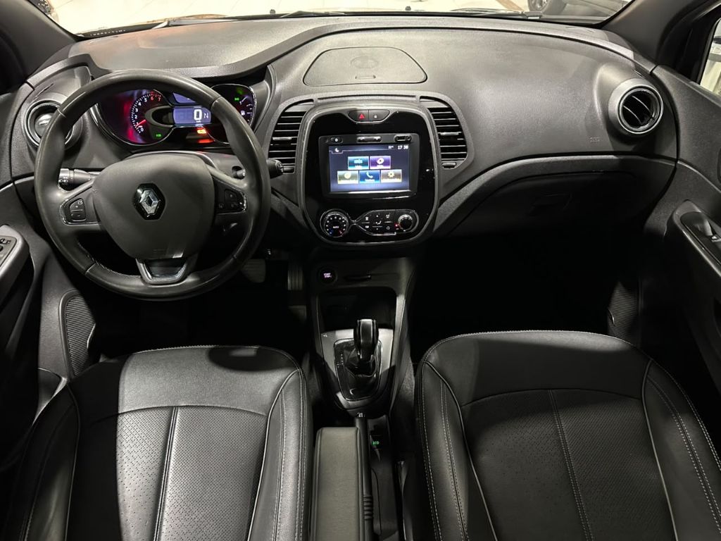 CAPTUR Intense Bose 1.6 16V Flex 5p Aut. — foto 7